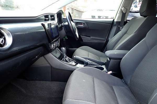 2016 Toyota Corolla Ascent Sport ZRE182R
