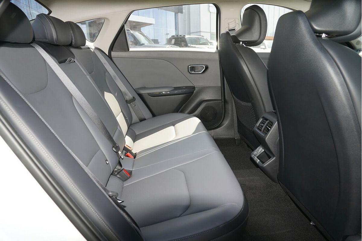 2025 Kia K4 Sport+ CL4m