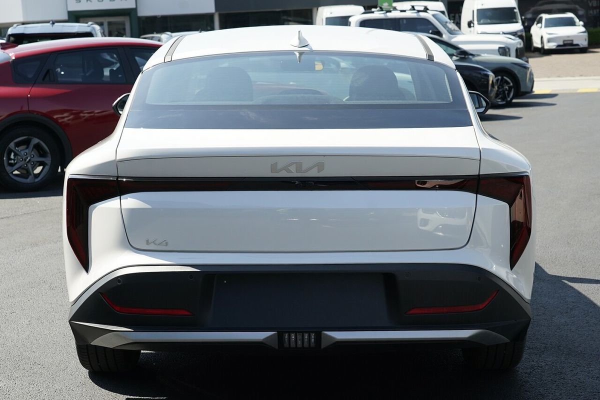 2025 Kia K4 Sport+ CL4m