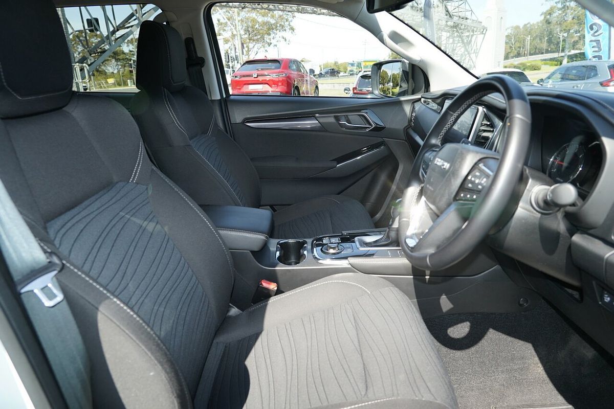 2023 Isuzu MU-X LS-U