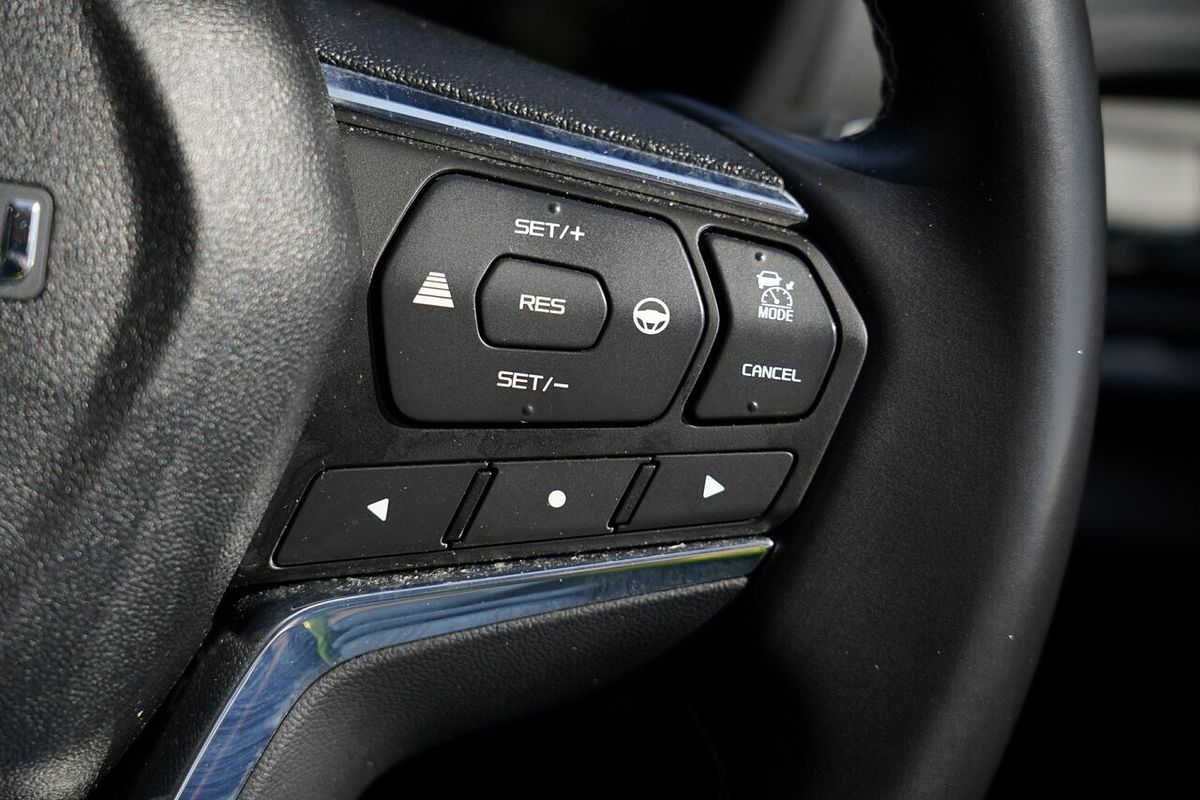 2023 Isuzu MU-X LS-U
