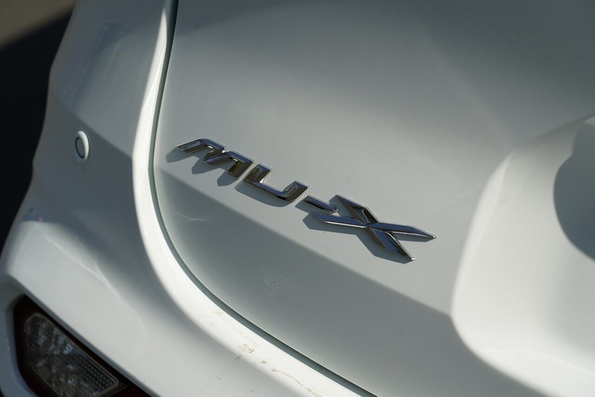 2023 Isuzu MU-X LS-U
