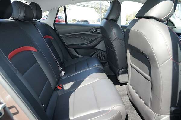 2024 MG MG5 Essence