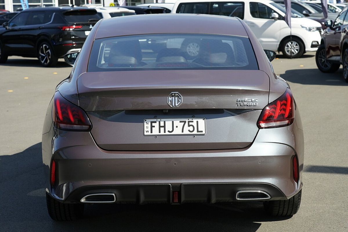 2024 MG MG5 Essence