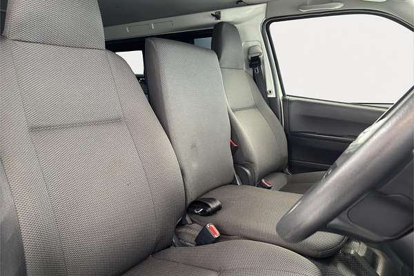 2020 Toyota Hiace Long DX