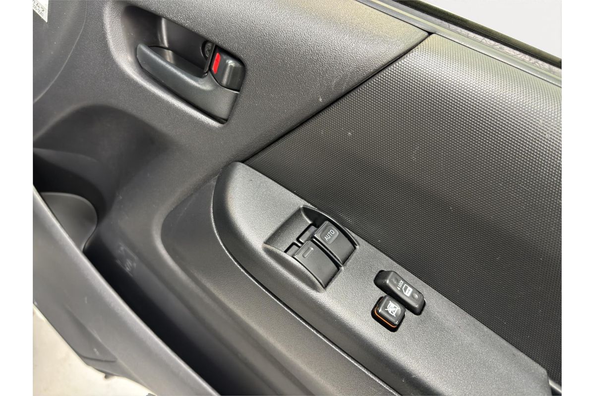 2020 Toyota Hiace Long DX