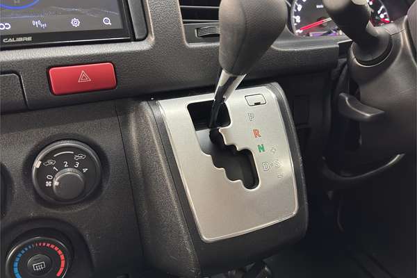 2020 Toyota Hiace Long DX