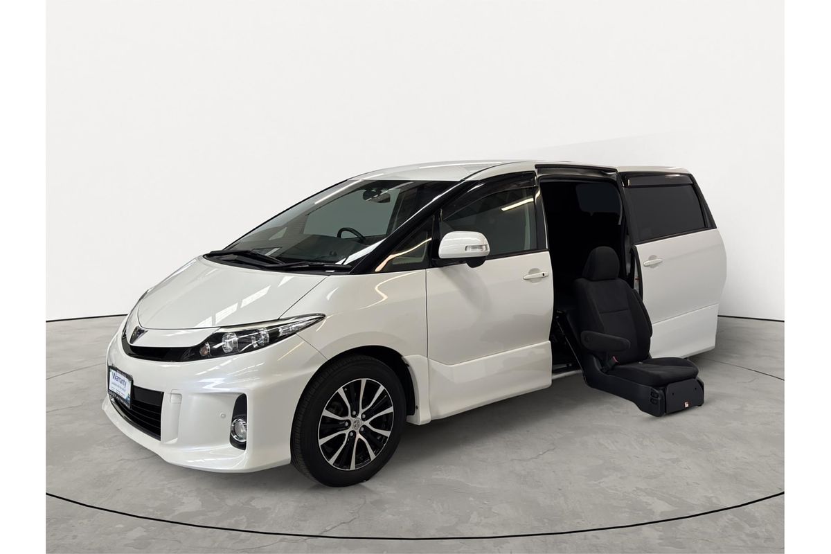 2016 Toyota Estima Aeras Welcab