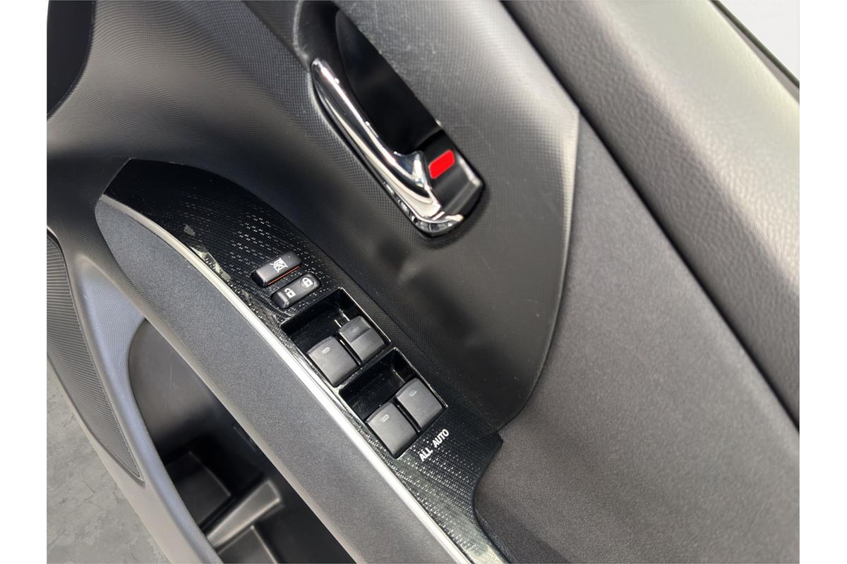 2016 Toyota Estima Aeras Welcab