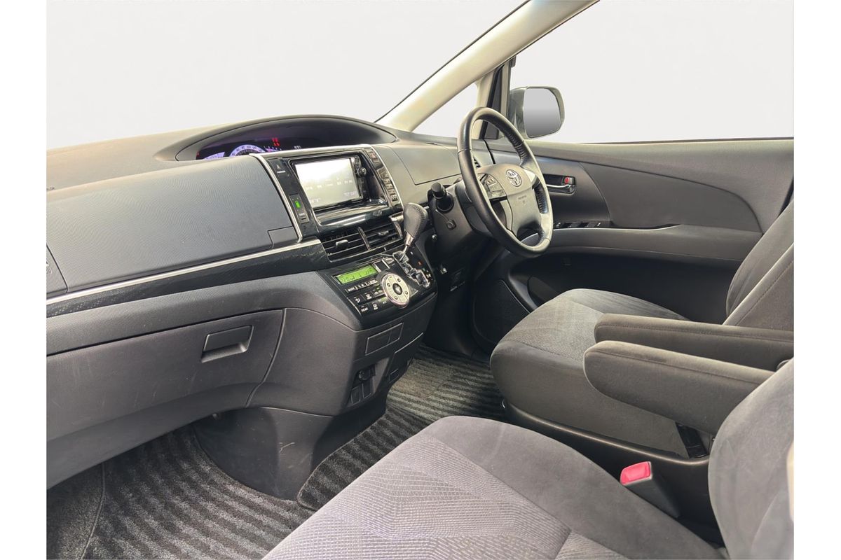 2016 Toyota Estima Aeras Welcab