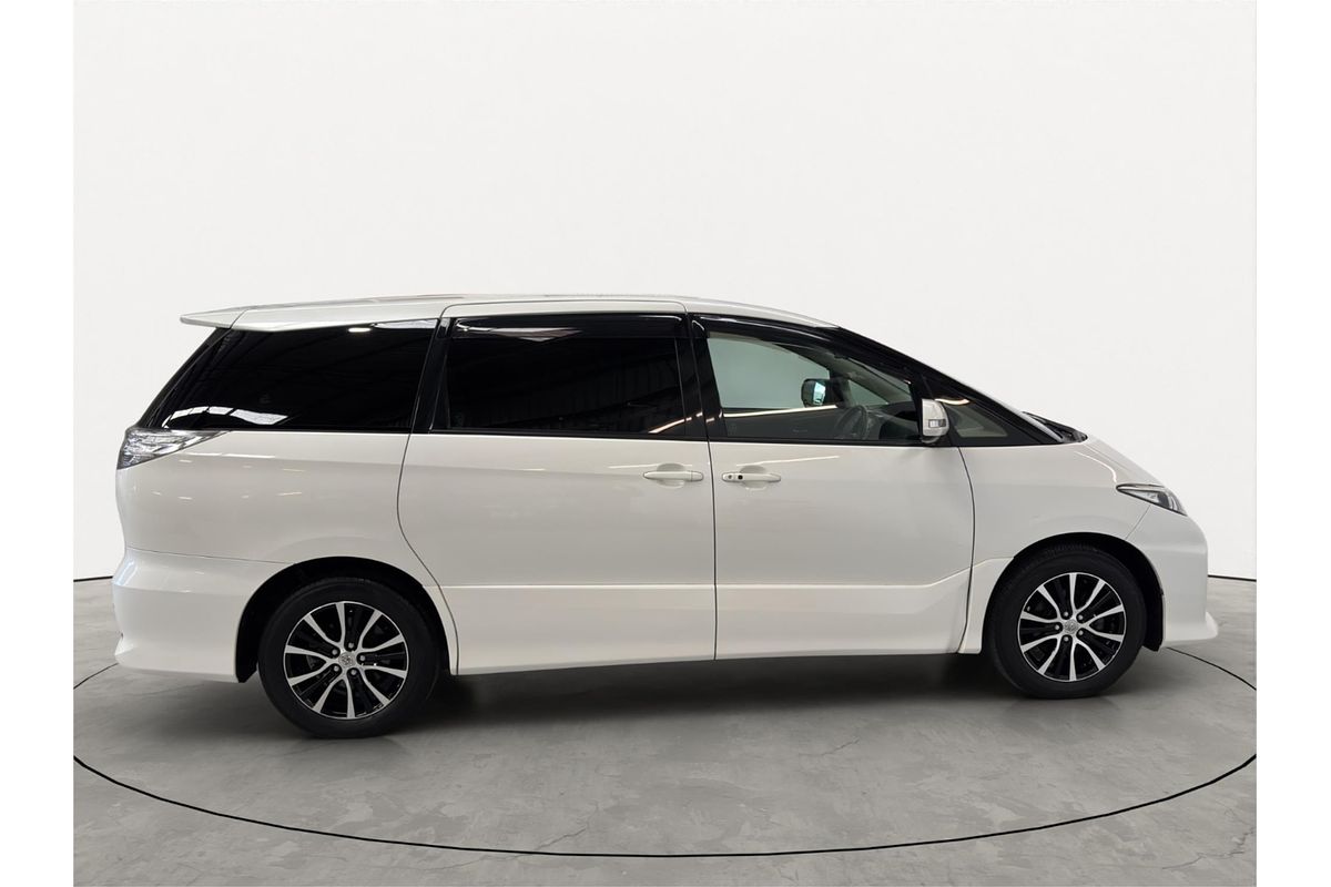 2016 Toyota Estima Aeras Welcab