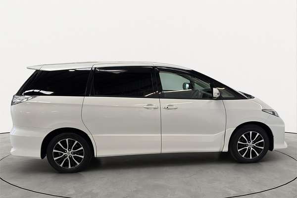 2016 Toyota Estima Aeras Welcab