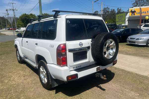 2010 Nissan Patrol ST GU 7