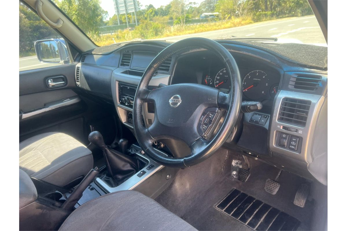 2010 Nissan Patrol ST GU 7