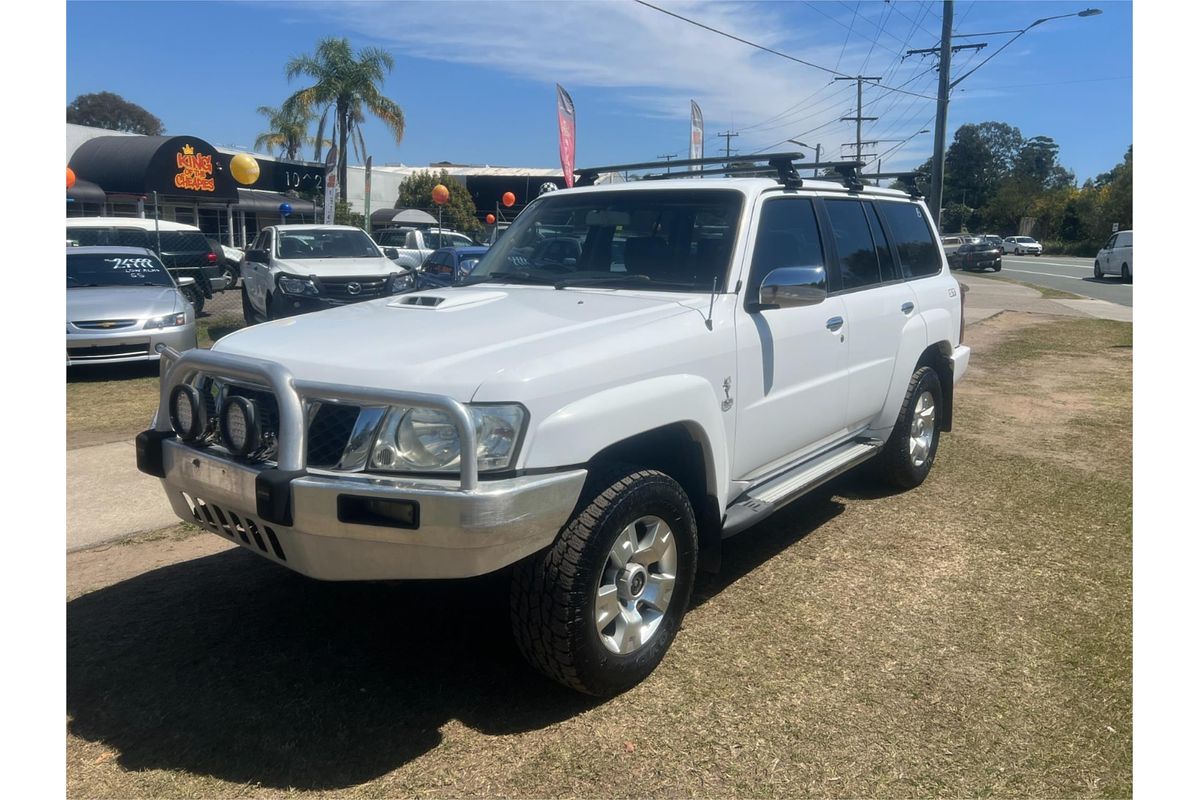 2010 Nissan Patrol ST GU 7