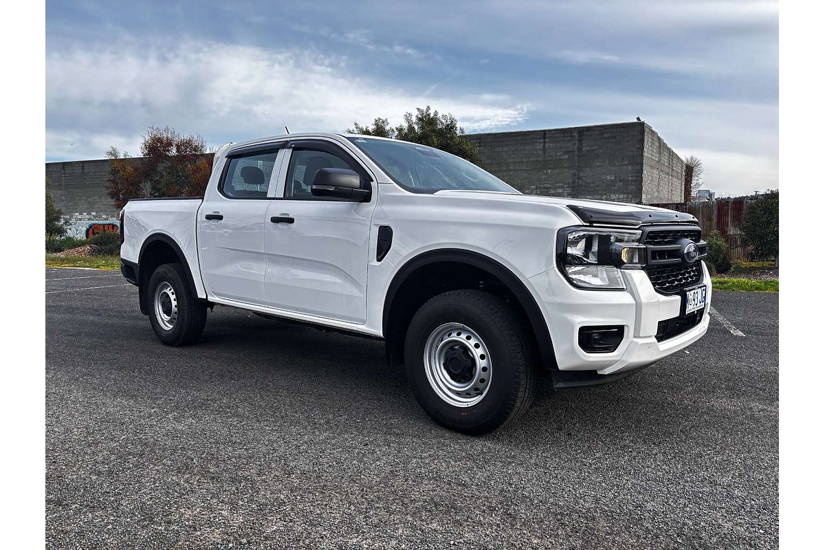 2025 Ford Ranger XL 4X4 2.0L