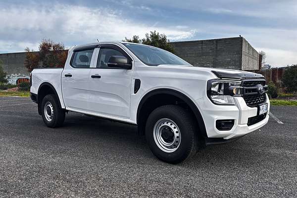 2025 Ford Ranger XL 4X4 2.0L
