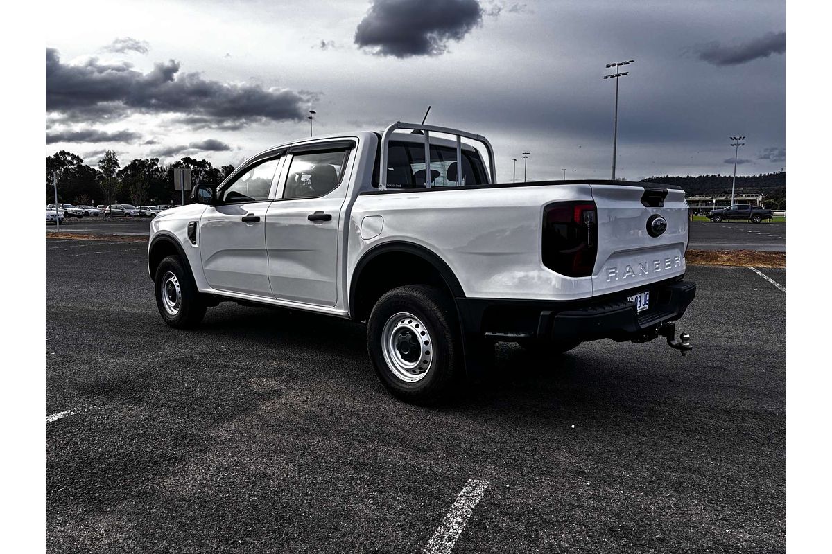 2025 Ford Ranger XL 4X4 2.0L