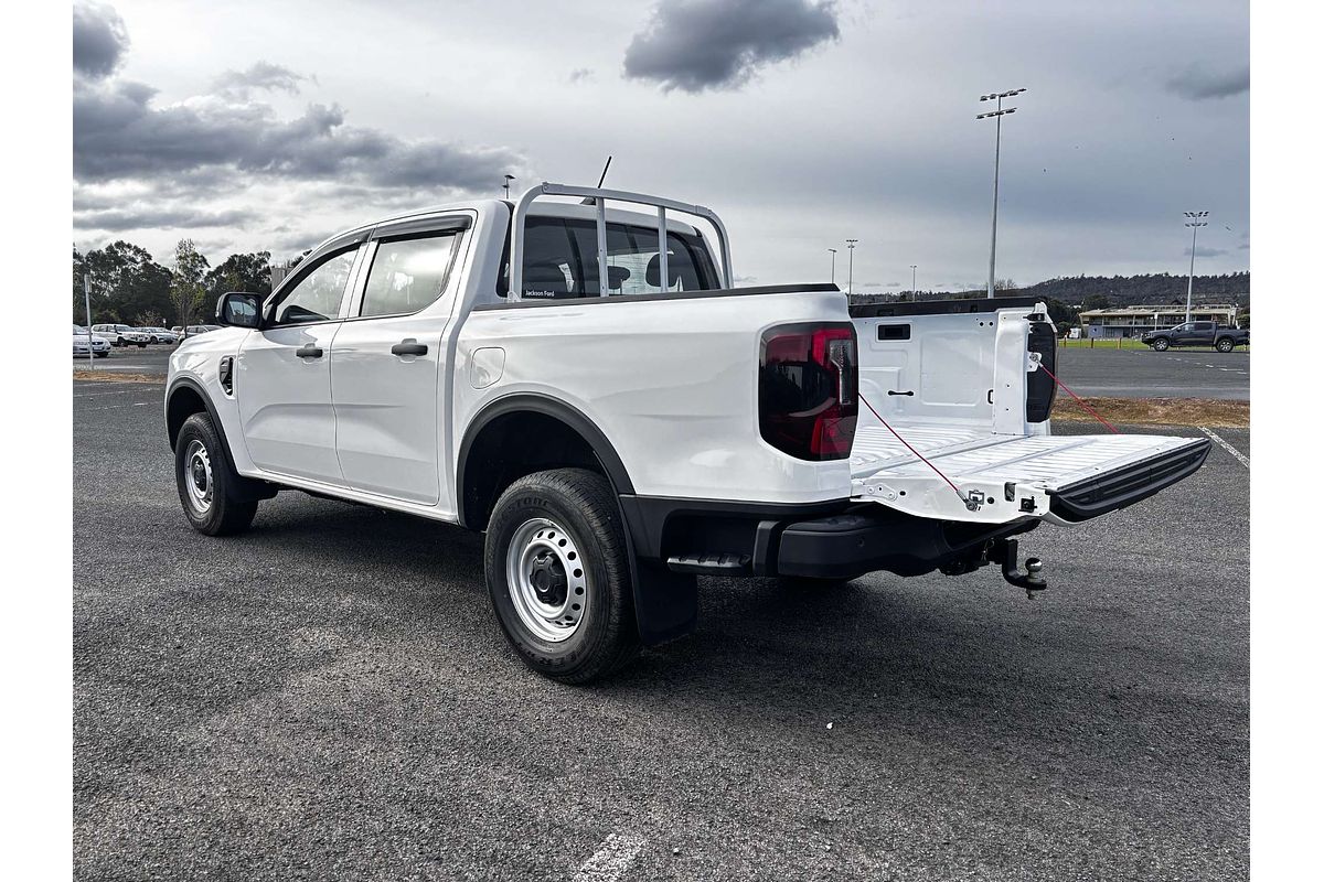 2025 Ford Ranger XL 4X4 2.0L