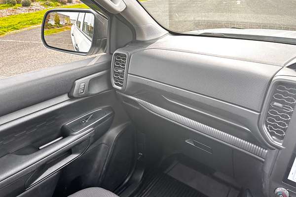 2025 Ford Ranger XL 4X4 2.0L