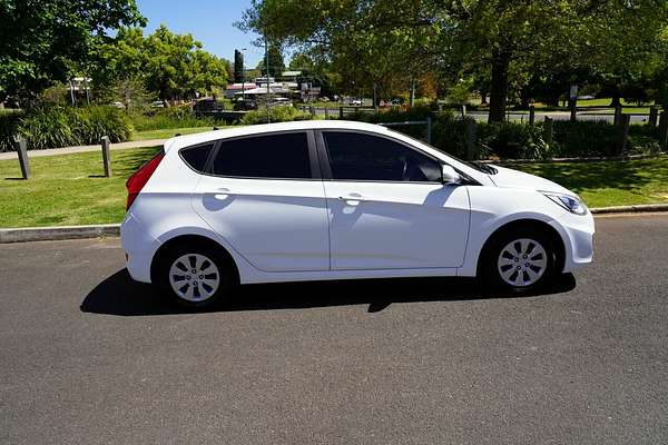 2016 Hyundai Accent Active RB4 MY16