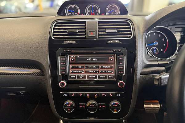 2015 Volkswagen Scirocco R 1S