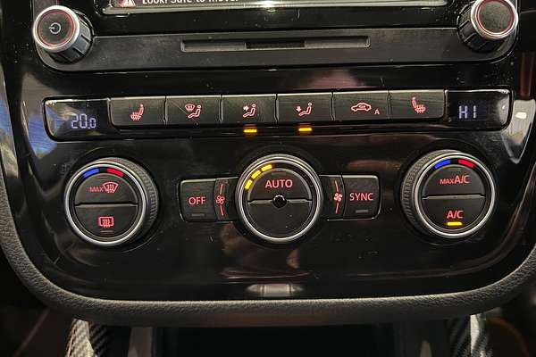 2015 Volkswagen Scirocco R 1S