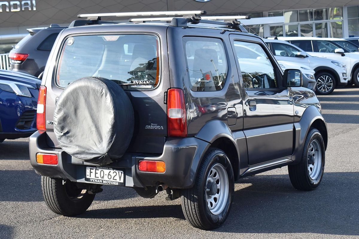 2013 Suzuki Jimny Sierra SN413 T6