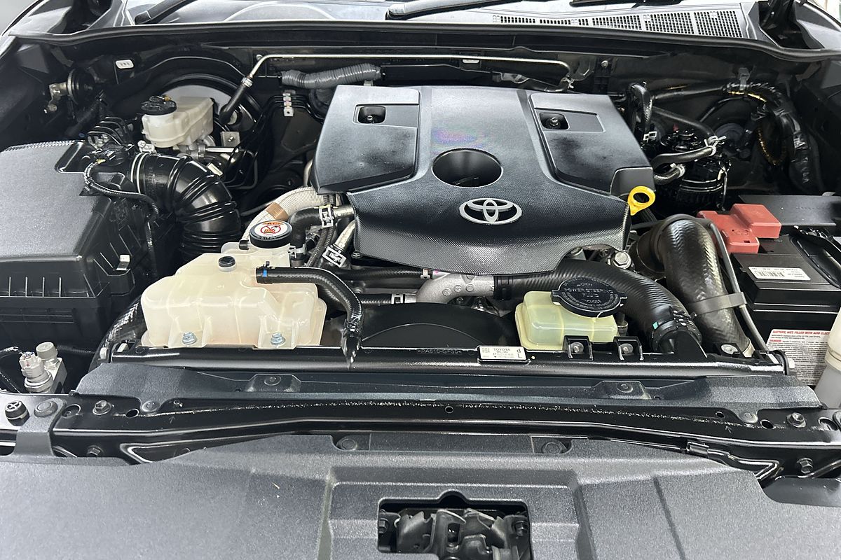 2020 Toyota Hilux SR5 GUN126R 4X4
