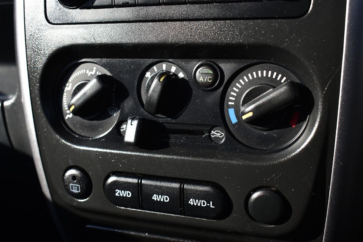 2013 Suzuki Jimny Sierra SN413 T6