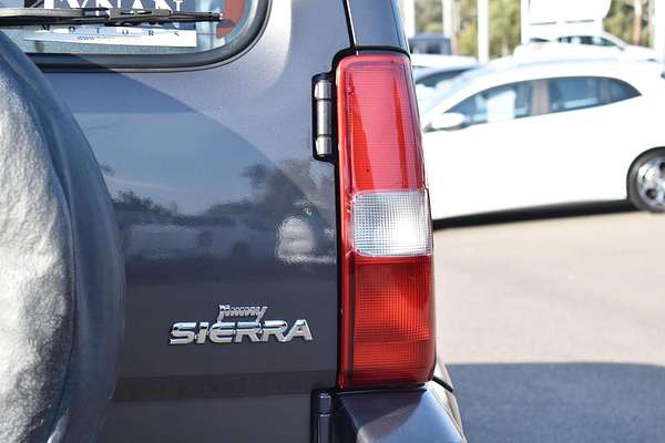 2013 Suzuki Jimny Sierra SN413 T6