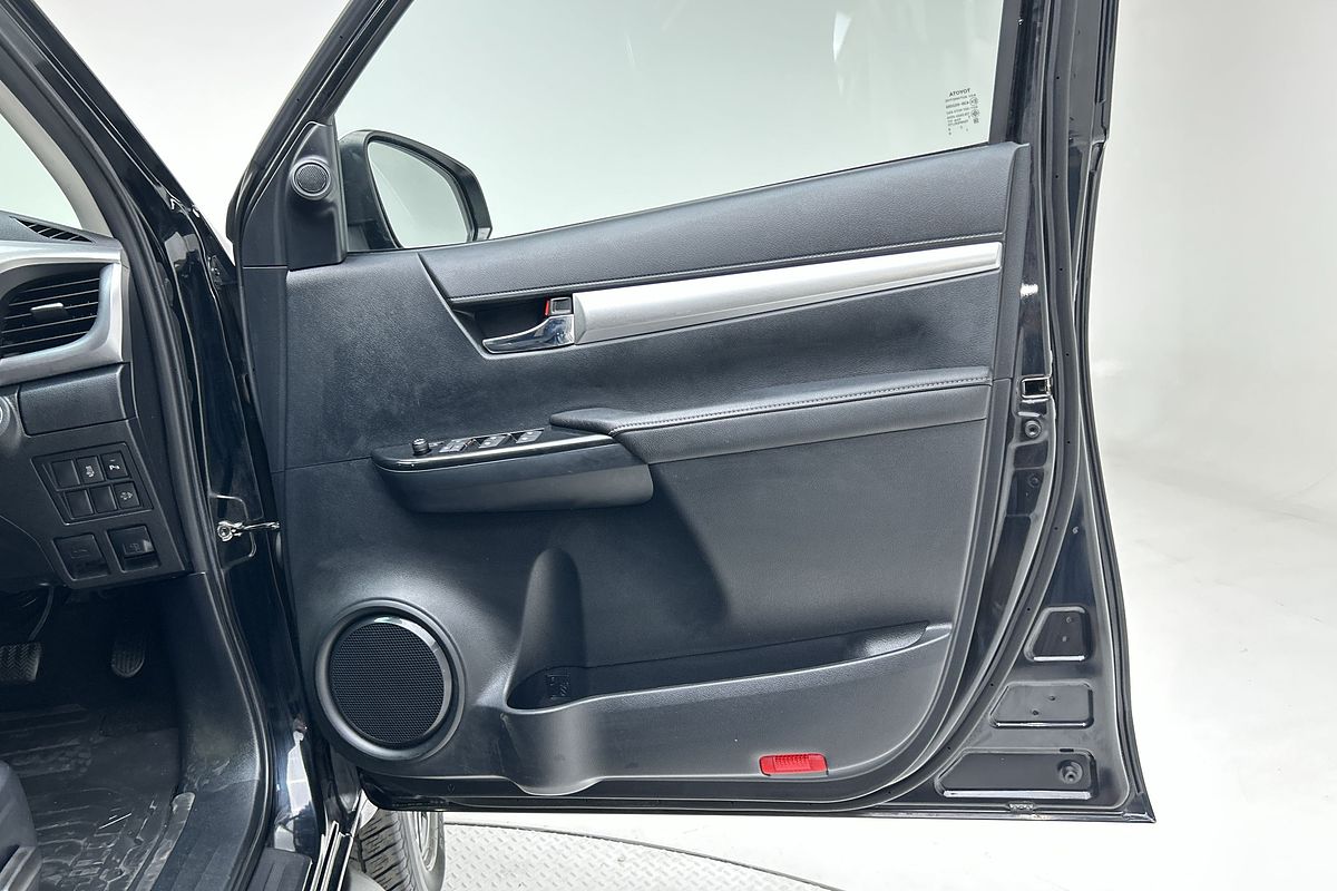 2020 Toyota Hilux SR5 GUN126R 4X4