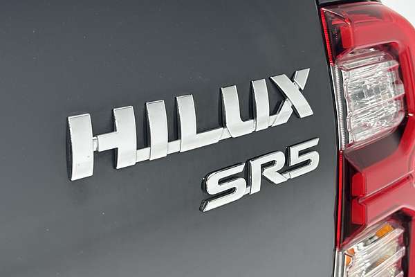 2020 Toyota Hilux SR5 GUN126R 4X4