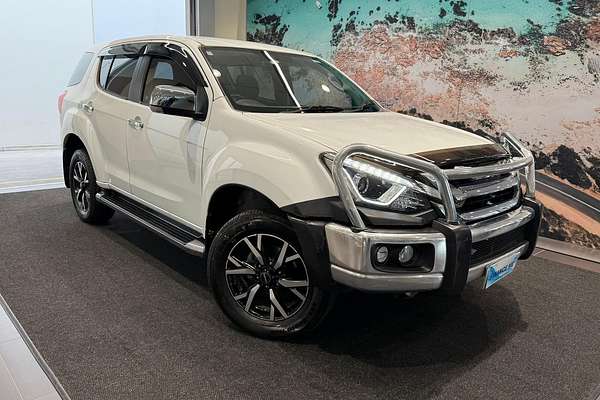 2020 Isuzu MU-X LS-U