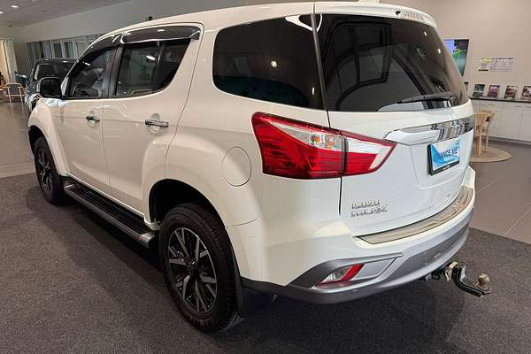 2020 Isuzu MU-X LS-U