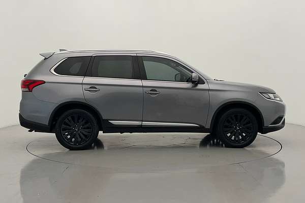 2021 Mitsubishi Outlander LS ZL