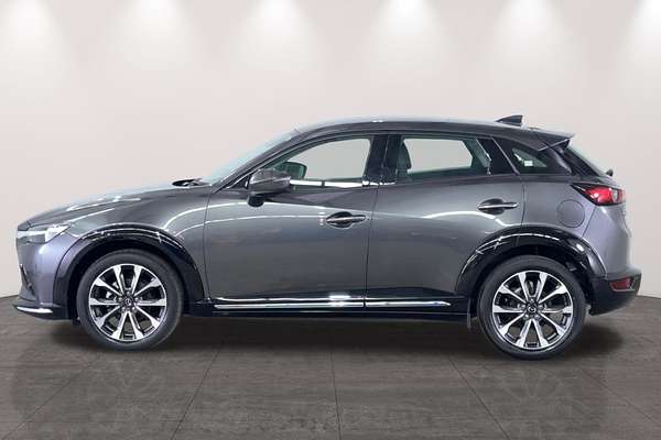 2022 Mazda CX-3 sTouring DK