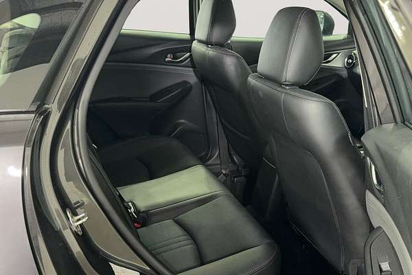 2022 Mazda CX-3 sTouring DK