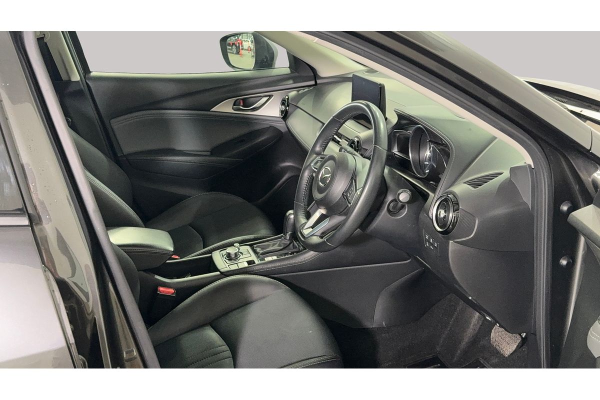 2022 Mazda CX-3 sTouring DK