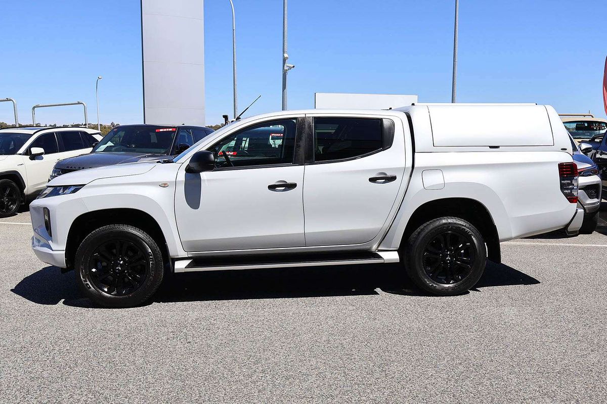 2022 Mitsubishi Triton GLX-R MR 4X4