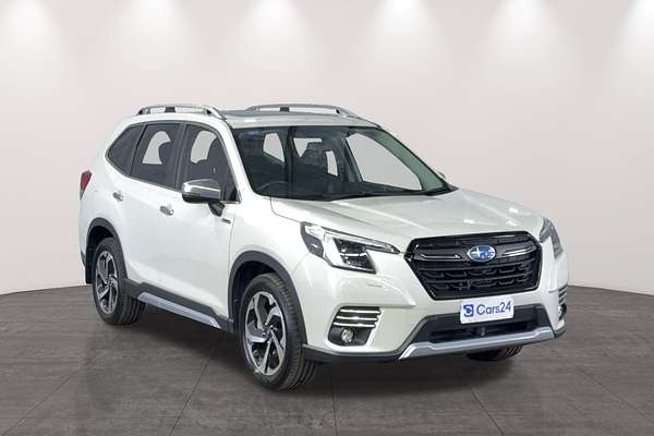 2022 Subaru Forester Hybrid S S5
