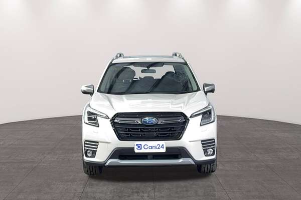 2022 Subaru Forester Hybrid S S5