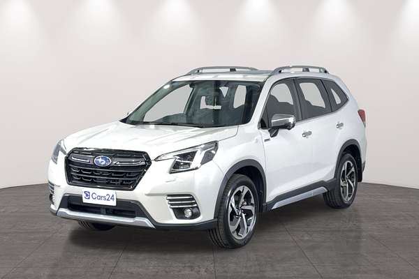 2022 Subaru Forester Hybrid S S5