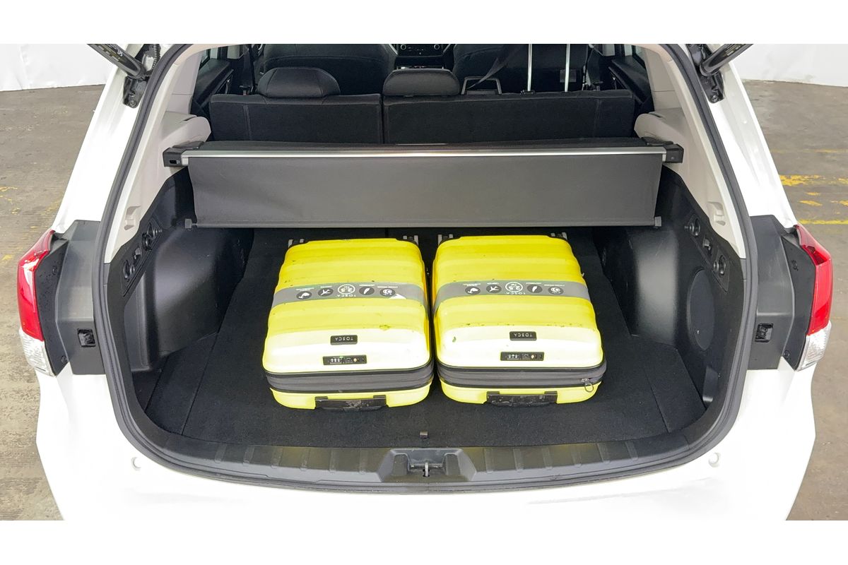 2022 Subaru Forester Hybrid S S5