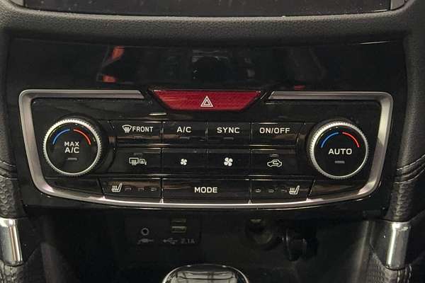 2022 Subaru Forester Hybrid S S5