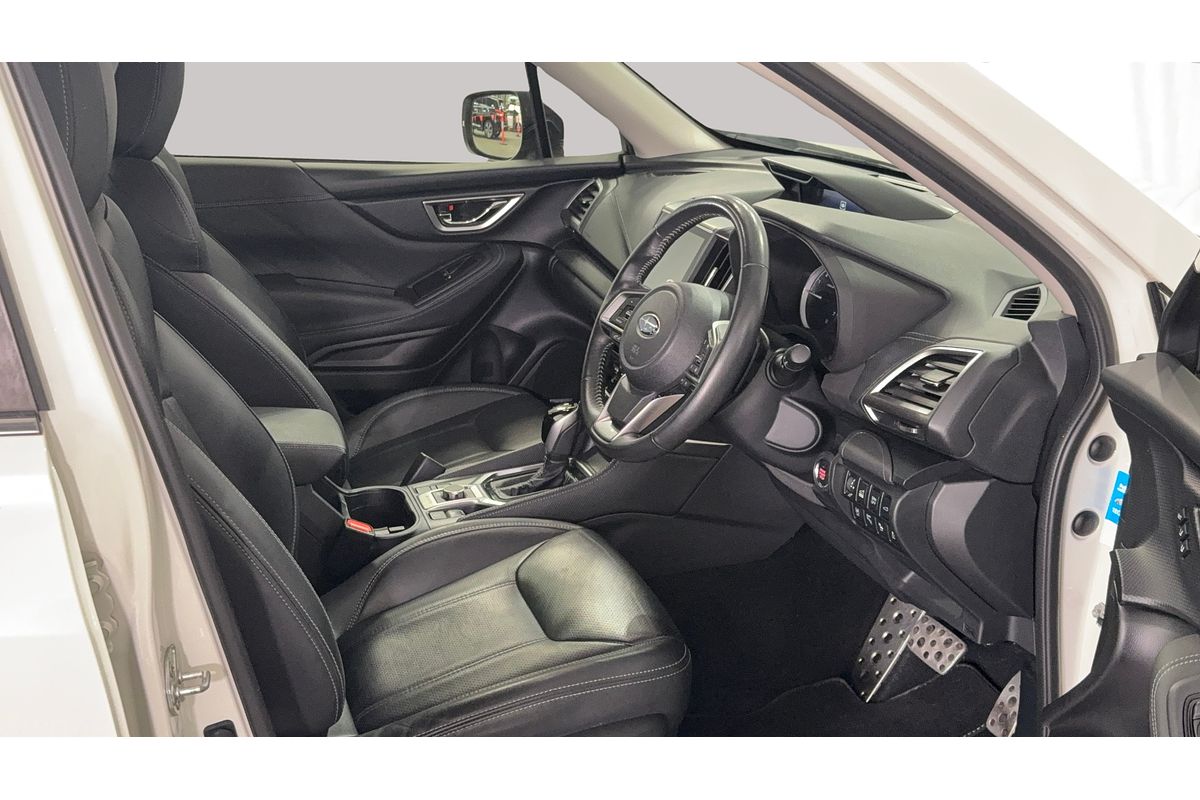 2022 Subaru Forester Hybrid S S5
