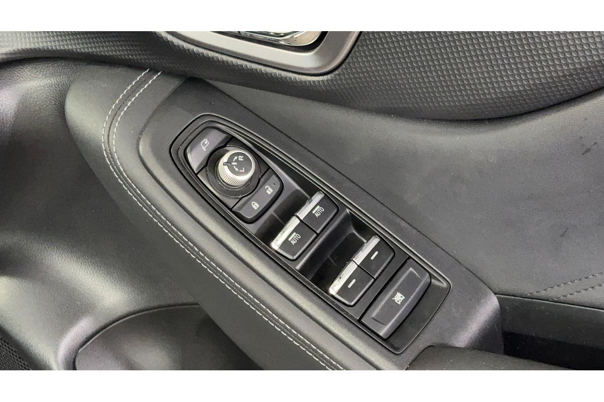 2022 Subaru Forester Hybrid S S5