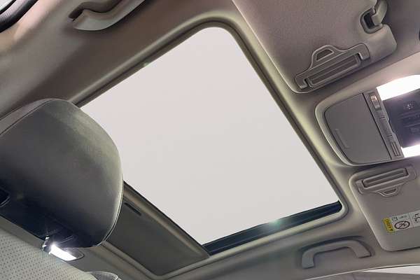 2022 Subaru Forester Hybrid S S5