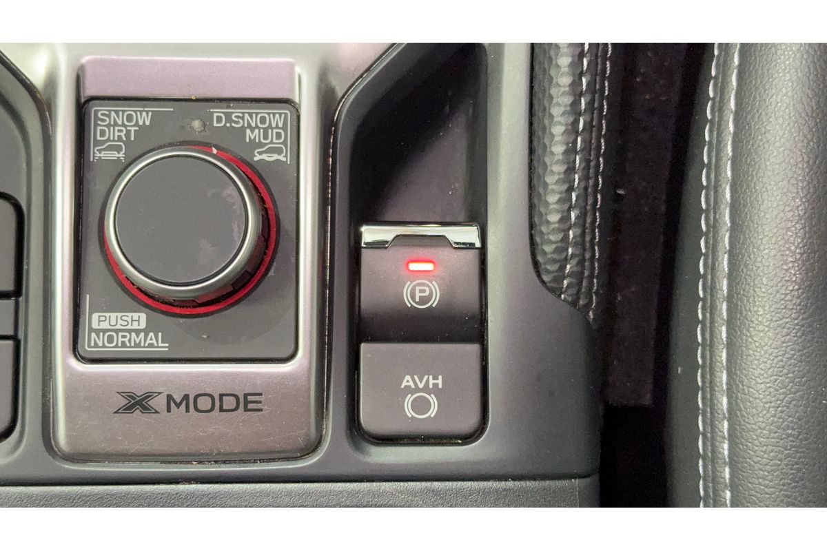 2022 Subaru Forester Hybrid S S5