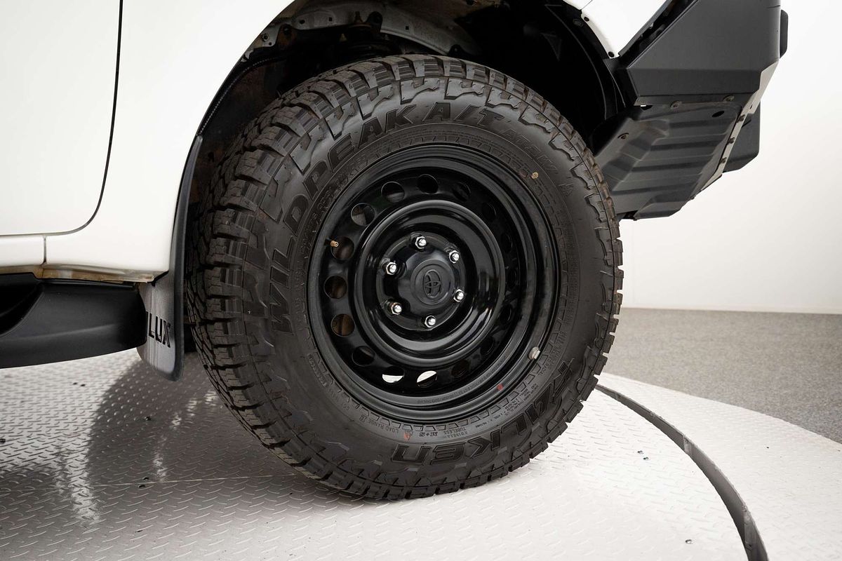 2019 Toyota Hilux SR GUN126R 4X4